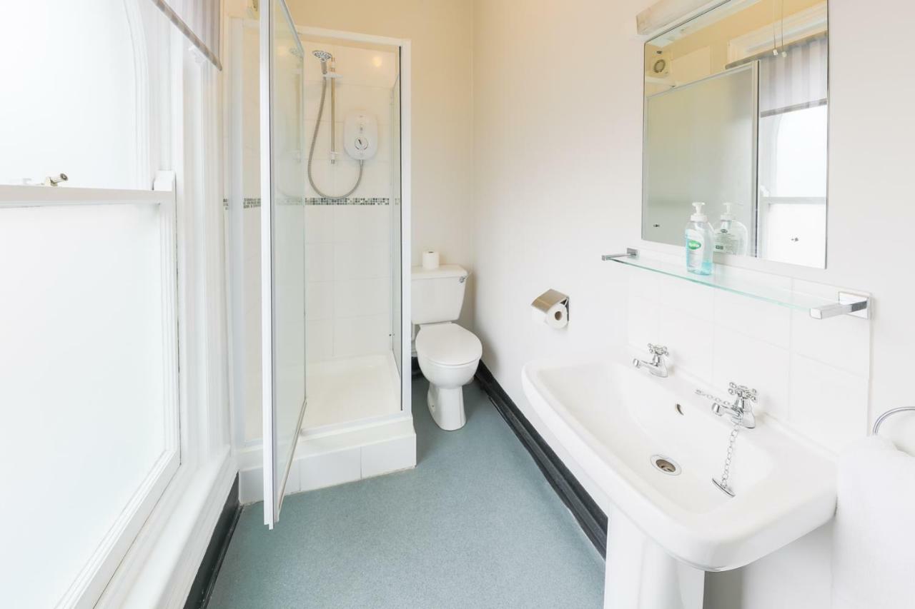 The Clee Hotel - Cleethorpes, Grimsby, Lincolnshire Buitenkant foto